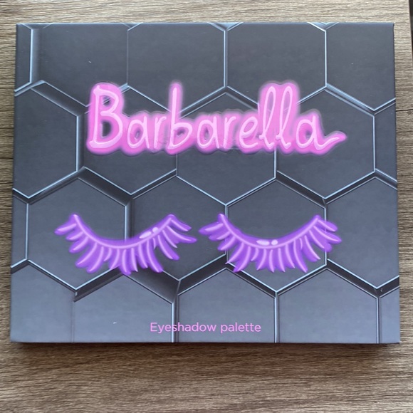 beebeauty london Other - New BeeBeauty London presents Barbarella palette